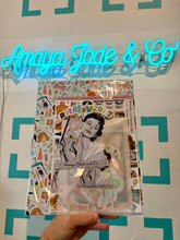 Load image into Gallery viewer, Vintage Beauty Junk Journal Kit