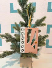 Load image into Gallery viewer, Mid Century Modern Peach Door Ornament