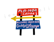 Load image into Gallery viewer, Decatur, Illinois Cards w/envelopes Set of 6 with Sandy the Horse, Big Boy, Pla-Mor Lanes Bowling Alley Sign, The Dolphins, The Big Fish, and The Chicken Car.