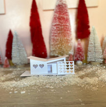 Load image into Gallery viewer, Mod Valentine Putz Houses DIY Kit Set of 5 Undecorated
